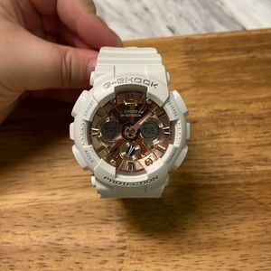 Women’s Gshock GMAS120MF-7A2